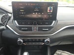 2023 Altima Thumbnail 23