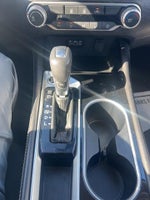 2023 Altima Thumbnail 15