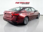 2023 Altima Thumbnail 7