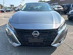 2023 Altima Thumbnail 2