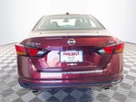 2023 Altima Thumbnail 4