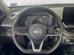 2023 Altima Thumbnail 8