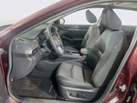 2023 Altima Thumbnail 17