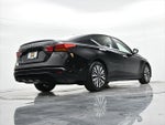 2024 Altima Thumbnail 22