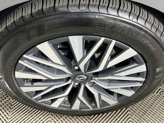 2024 Nissan Altima - $17,800