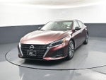 2025 Altima Thumbnail 2