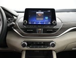 2025 Altima Thumbnail 36