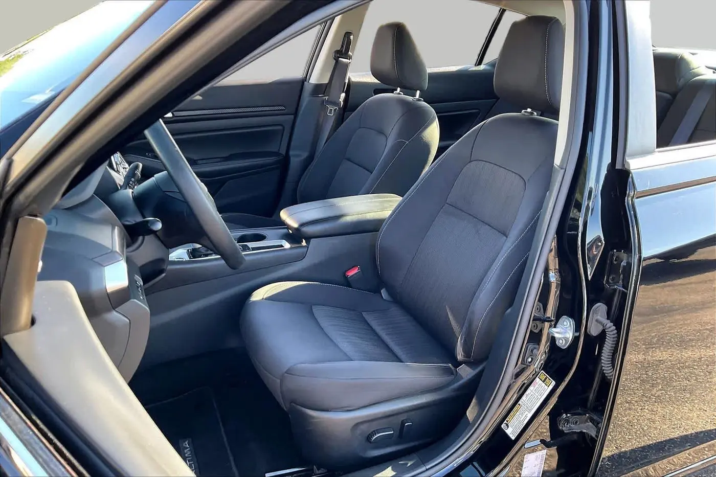 2025 Nissan Altima - $21,610