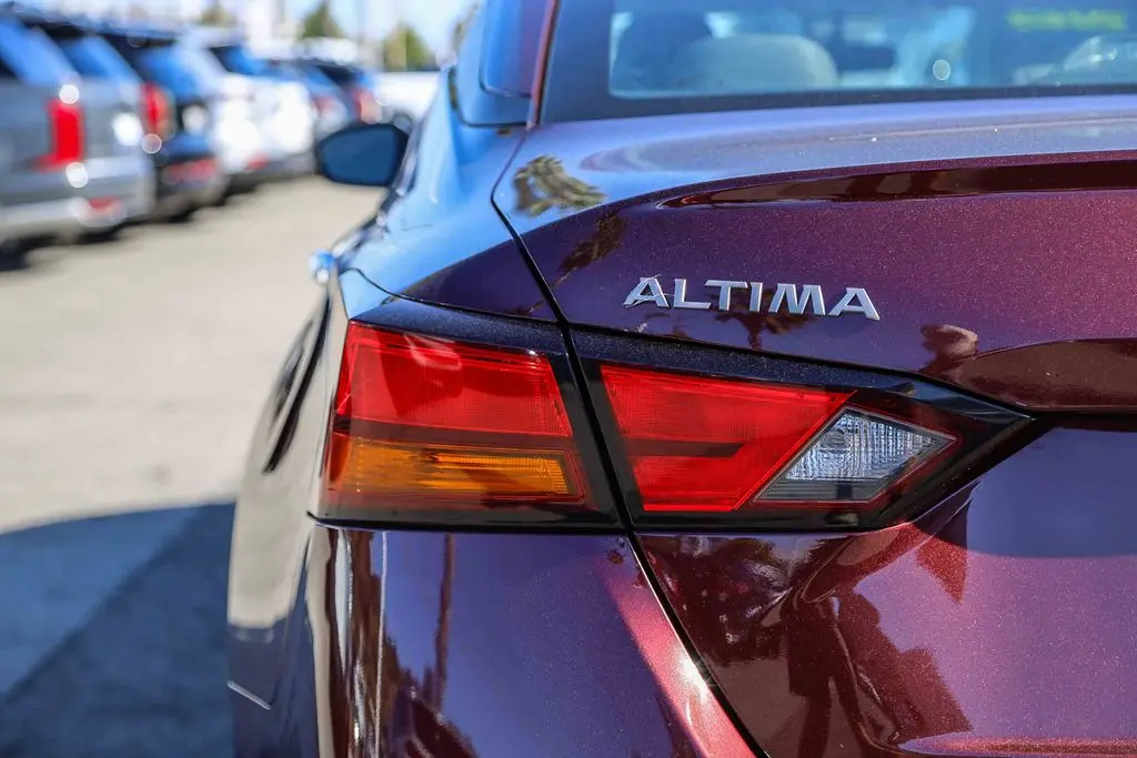 2025 Nissan Altima - $17,888