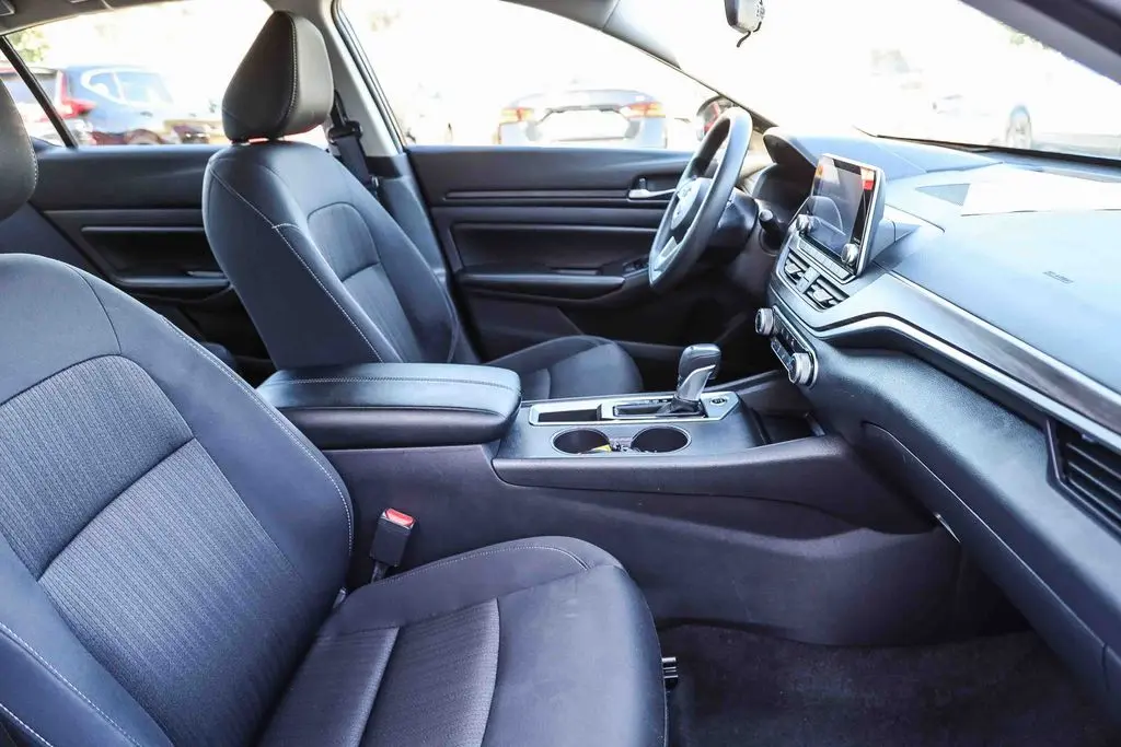 2025 Nissan Altima - $17,888