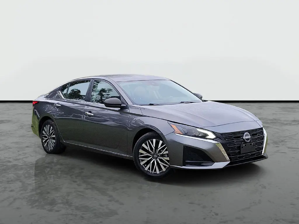 2025 Nissan Altima - $19,452