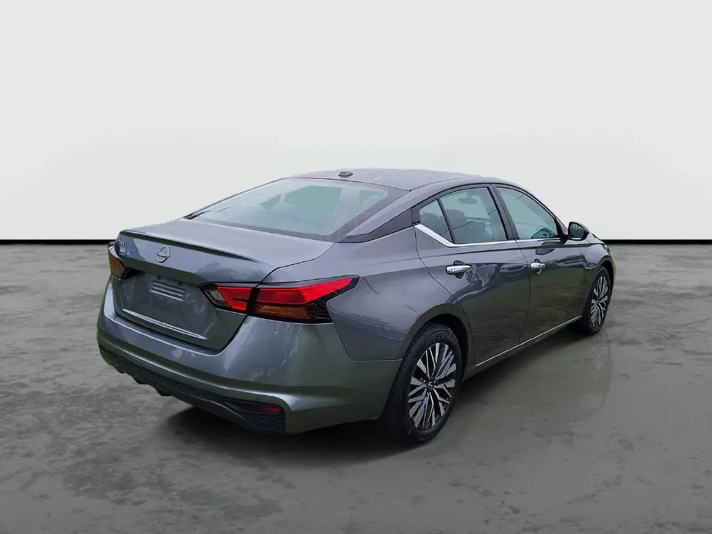2025 Nissan Altima - $19,452