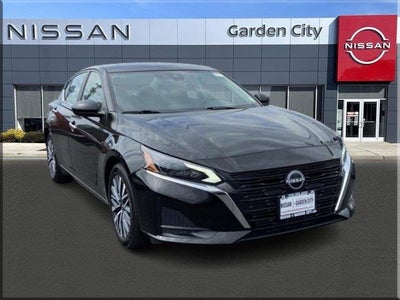 Photo of a 2025 Nissan Altima 2.5 SV 4DR Sedan for sale