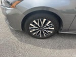 2025 Altima Thumbnail 11