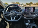 2025 Altima Thumbnail 7