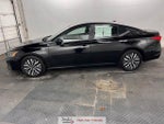 2025 Altima Thumbnail 4