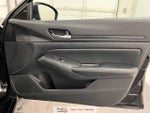 2025 Altima Thumbnail 35