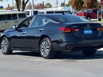 2025 Altima Thumbnail 6
