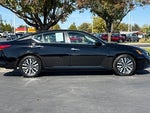2025 Altima Thumbnail 8