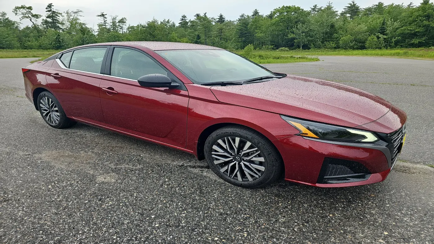 2026 Nissan Altima 2.5 SV