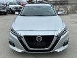 2019 Altima Thumbnail 2