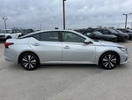 2019 Altima Thumbnail 4