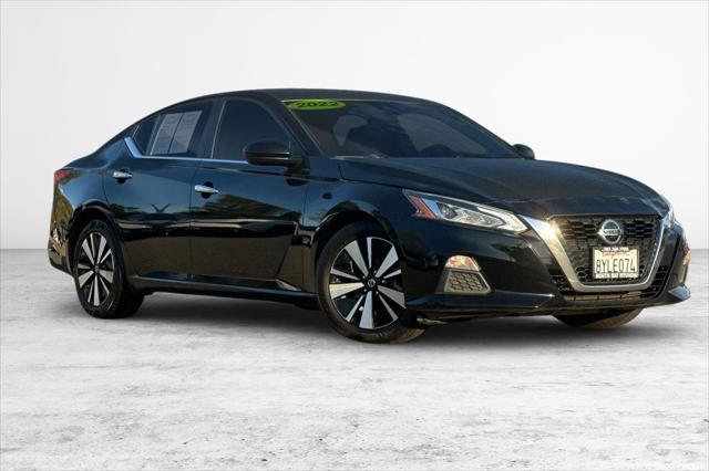 2022 Nissan Altima - $14,990