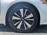 2022 Altima Thumbnail 11