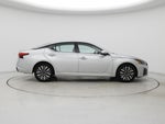 2023 Altima Thumbnail 7