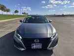 2023 Altima Thumbnail 2