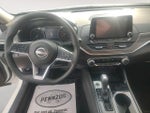 2023 Altima Thumbnail 10