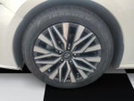 2023 Altima Thumbnail 14