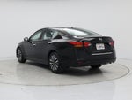2023 Altima Thumbnail 2