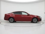 2023 Altima Thumbnail 7