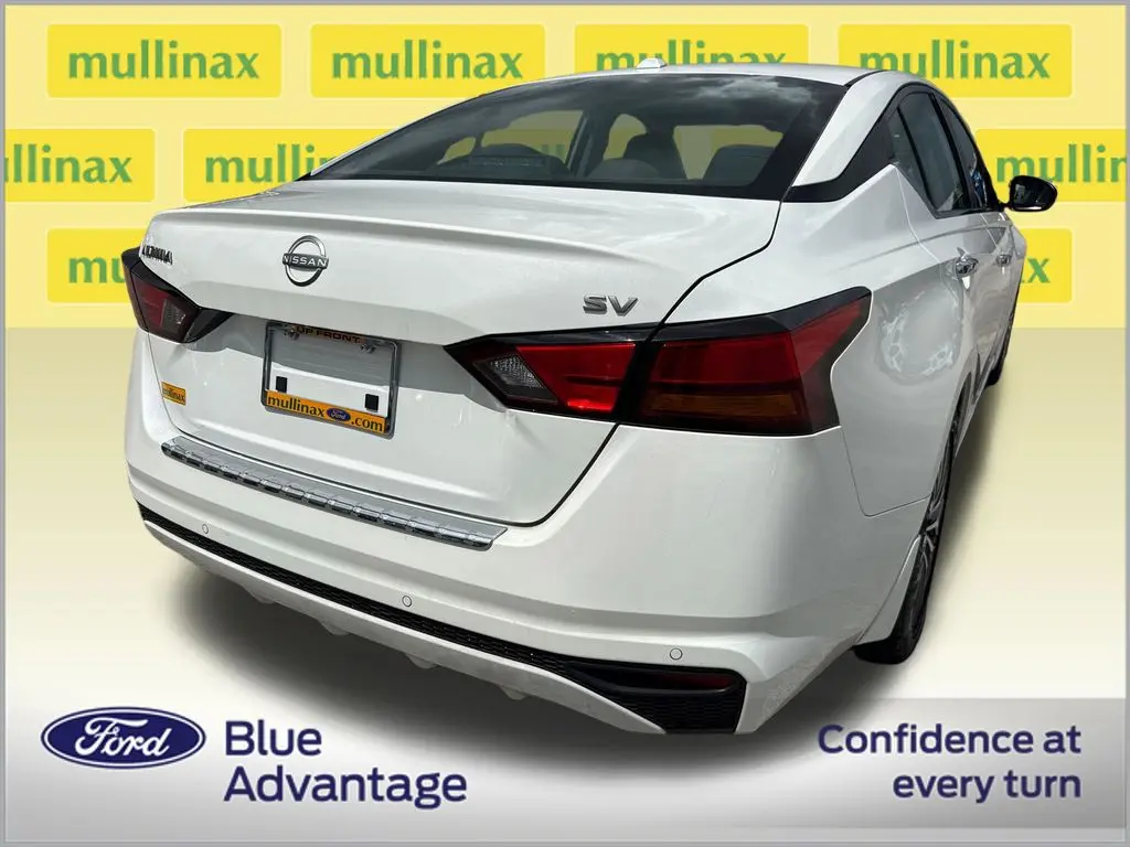 2023 Nissan Altima - $17,901