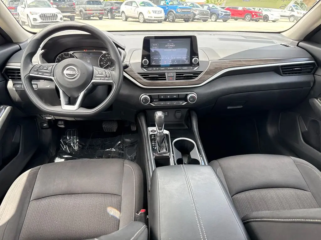 2023 Nissan Altima - $17,901