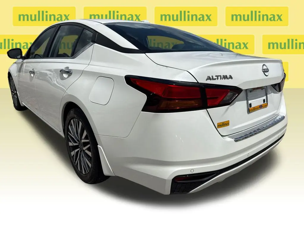 2023 Nissan Altima - $17,901
