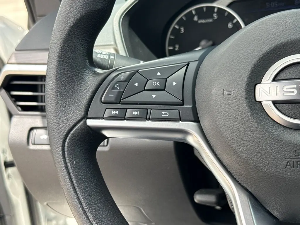 2023 Nissan Altima - $17,901