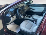 2024 Altima Thumbnail 2