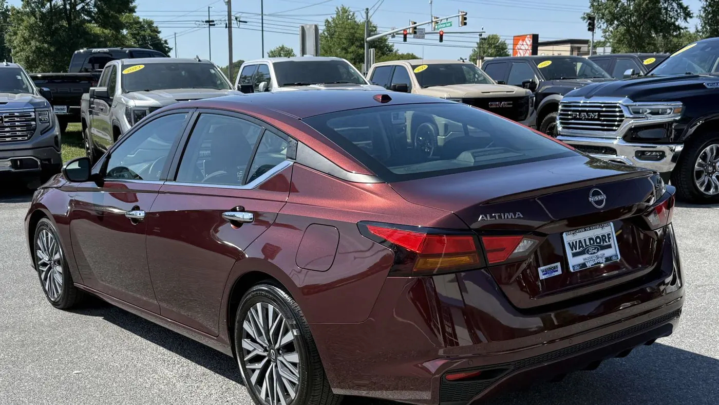 2024 Nissan Altima 2.5 SV