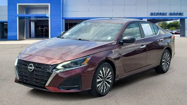 2024 Nissan Altima 2.5 SV