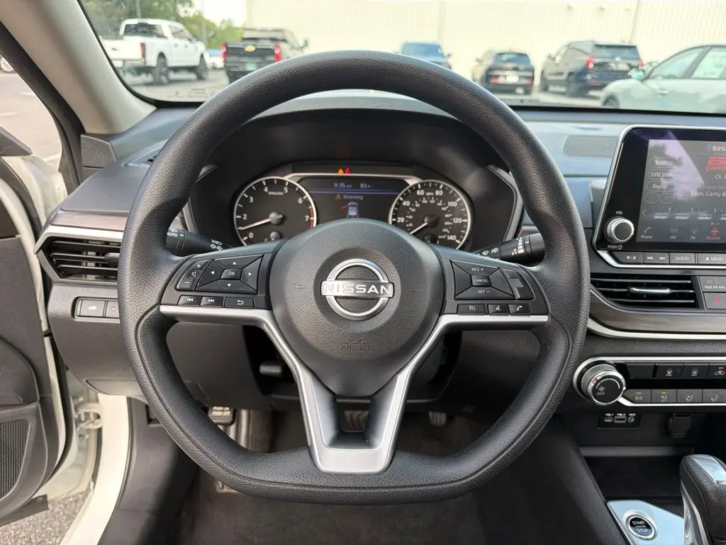2025 Nissan Altima