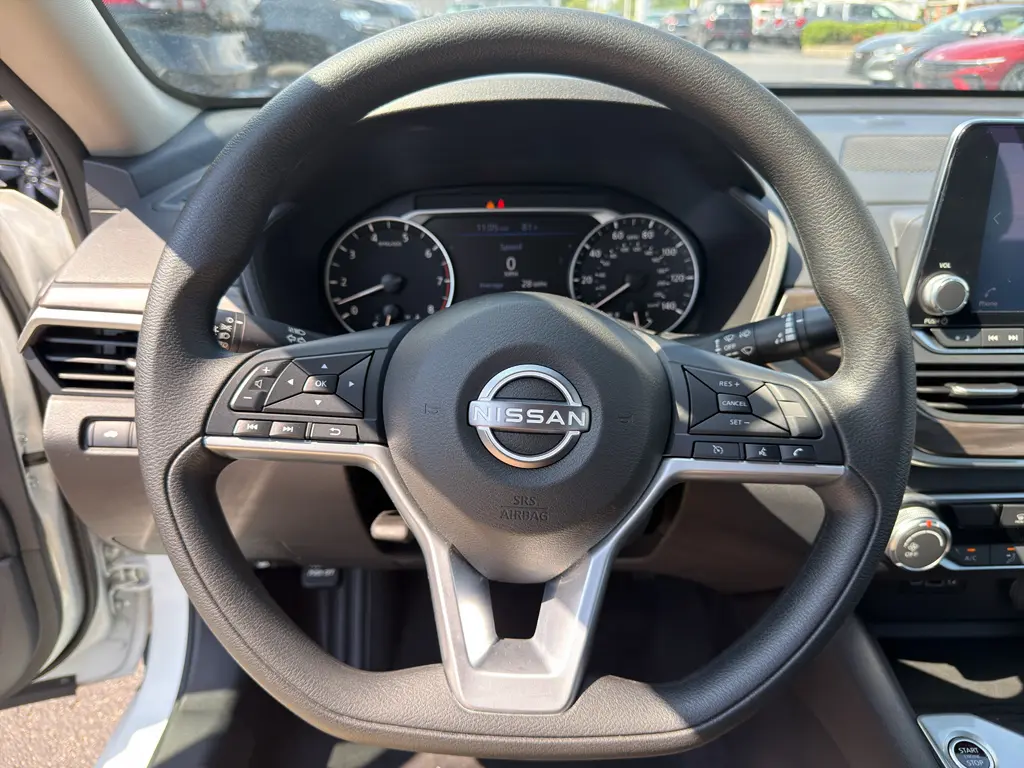 2025 Nissan Altima - $21,995