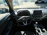 2025 Altima Thumbnail 21