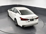 2025 Altima Thumbnail 12