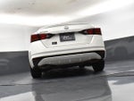 2025 Altima Thumbnail 22