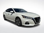 2019 Altima Thumbnail 8