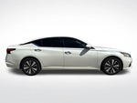 2019 Altima Thumbnail 10