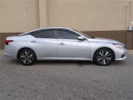 2022 Altima Thumbnail 3