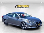 2022 Altima Thumbnail 1